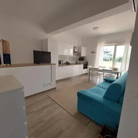 Exklusives Penthouse Mit Dachterrasse Zambrone