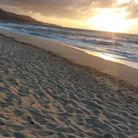 Daire Exklusives Penthouse Mit Dachterrasse Zambrone